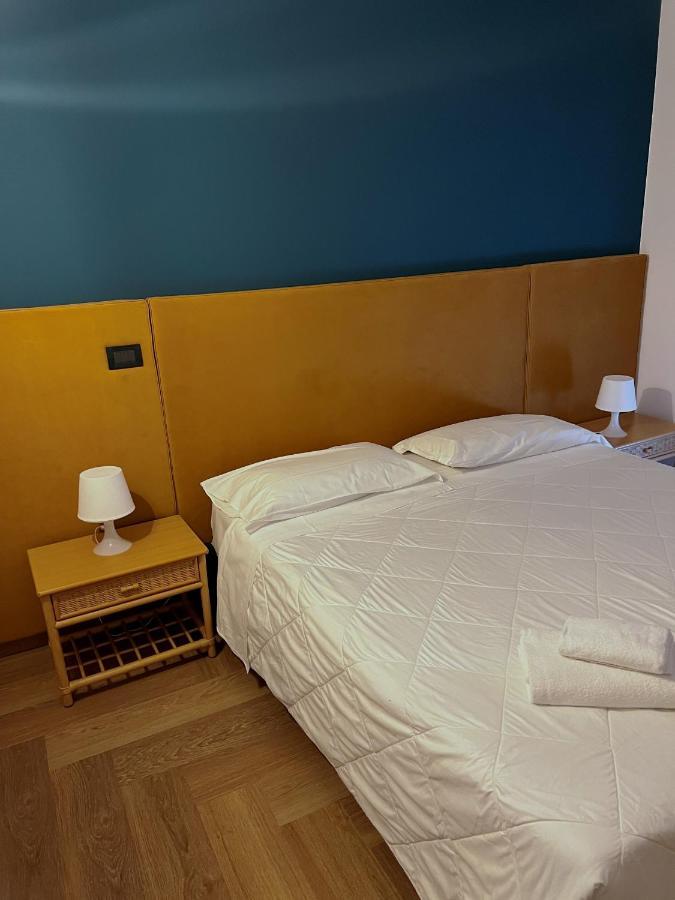 Front Lake Apartment 바르돌리노 외부 사진