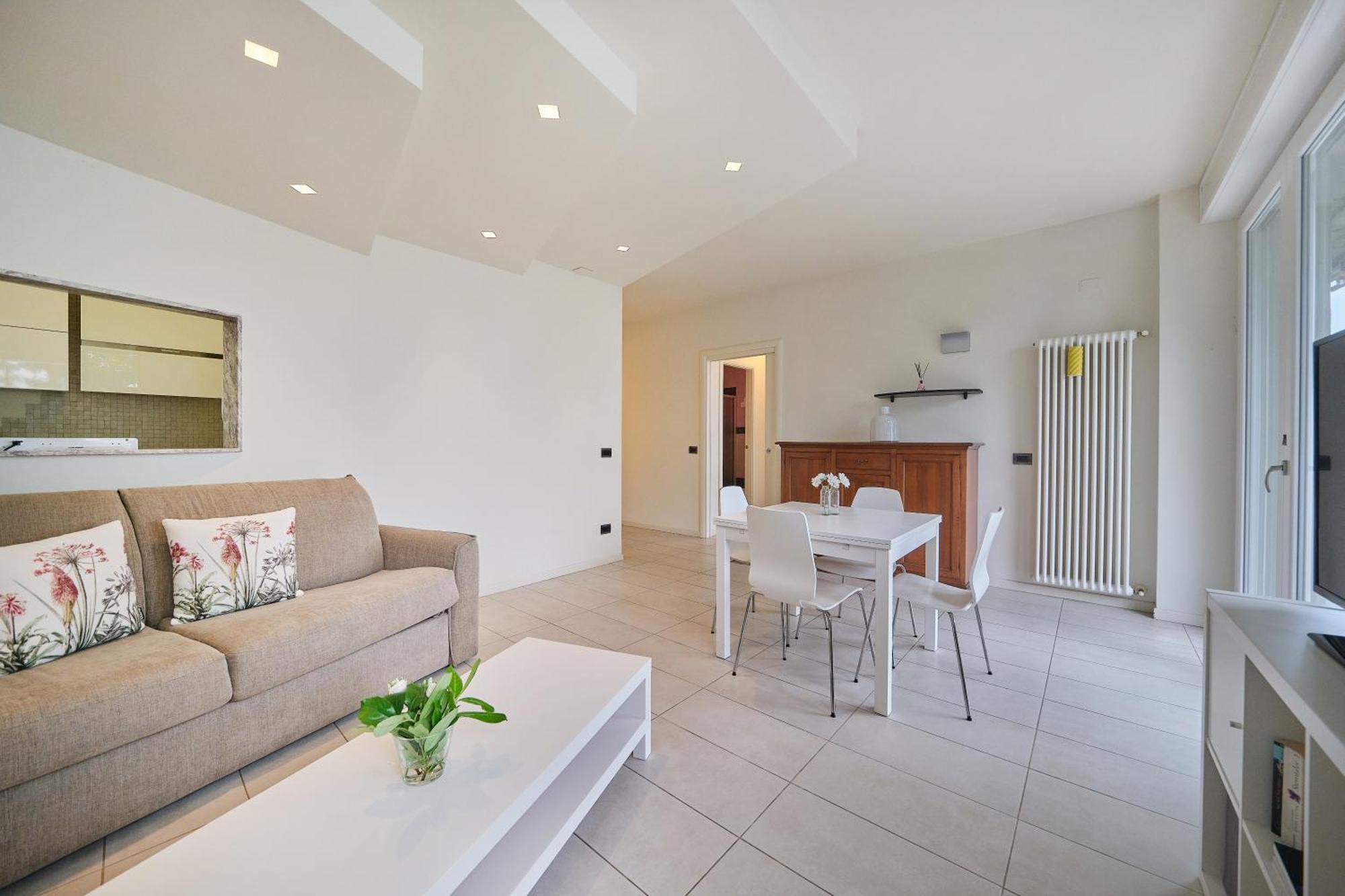 Front Lake Apartment 바르돌리노 외부 사진