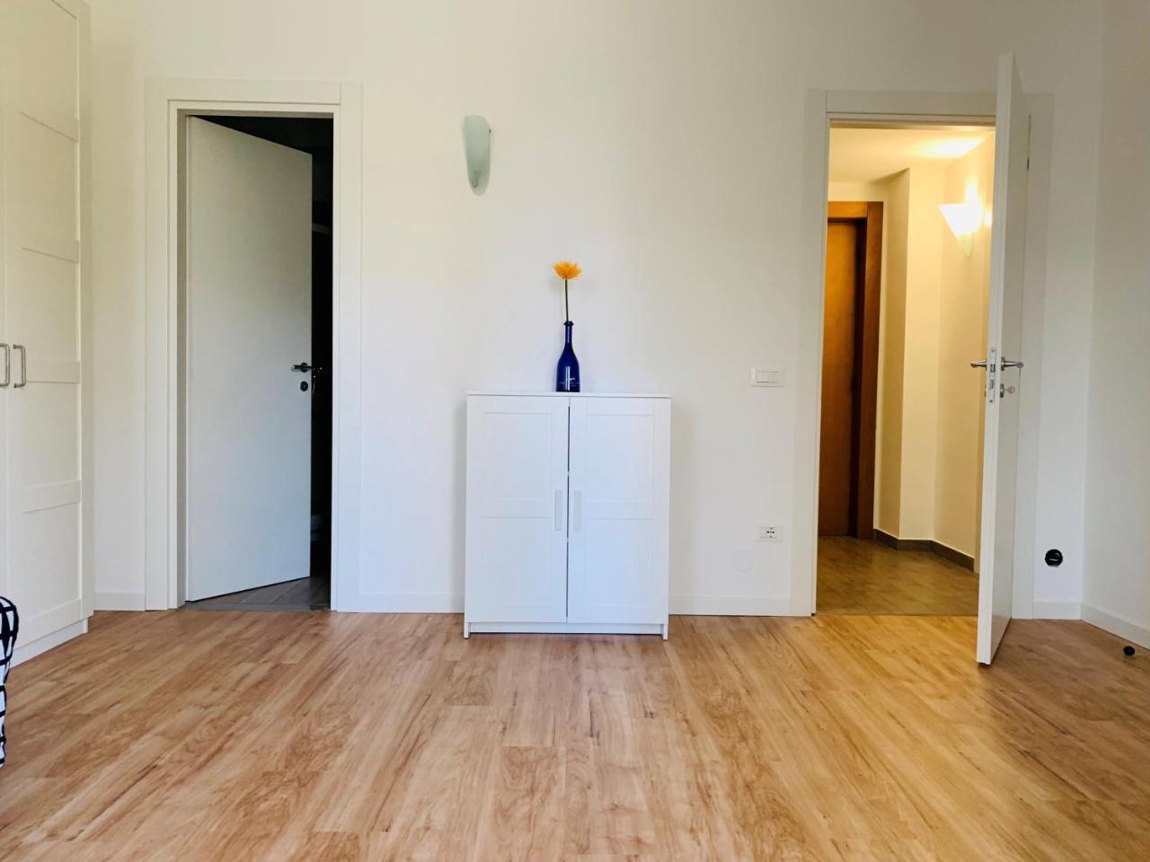Front Lake Apartment 바르돌리노 외부 사진