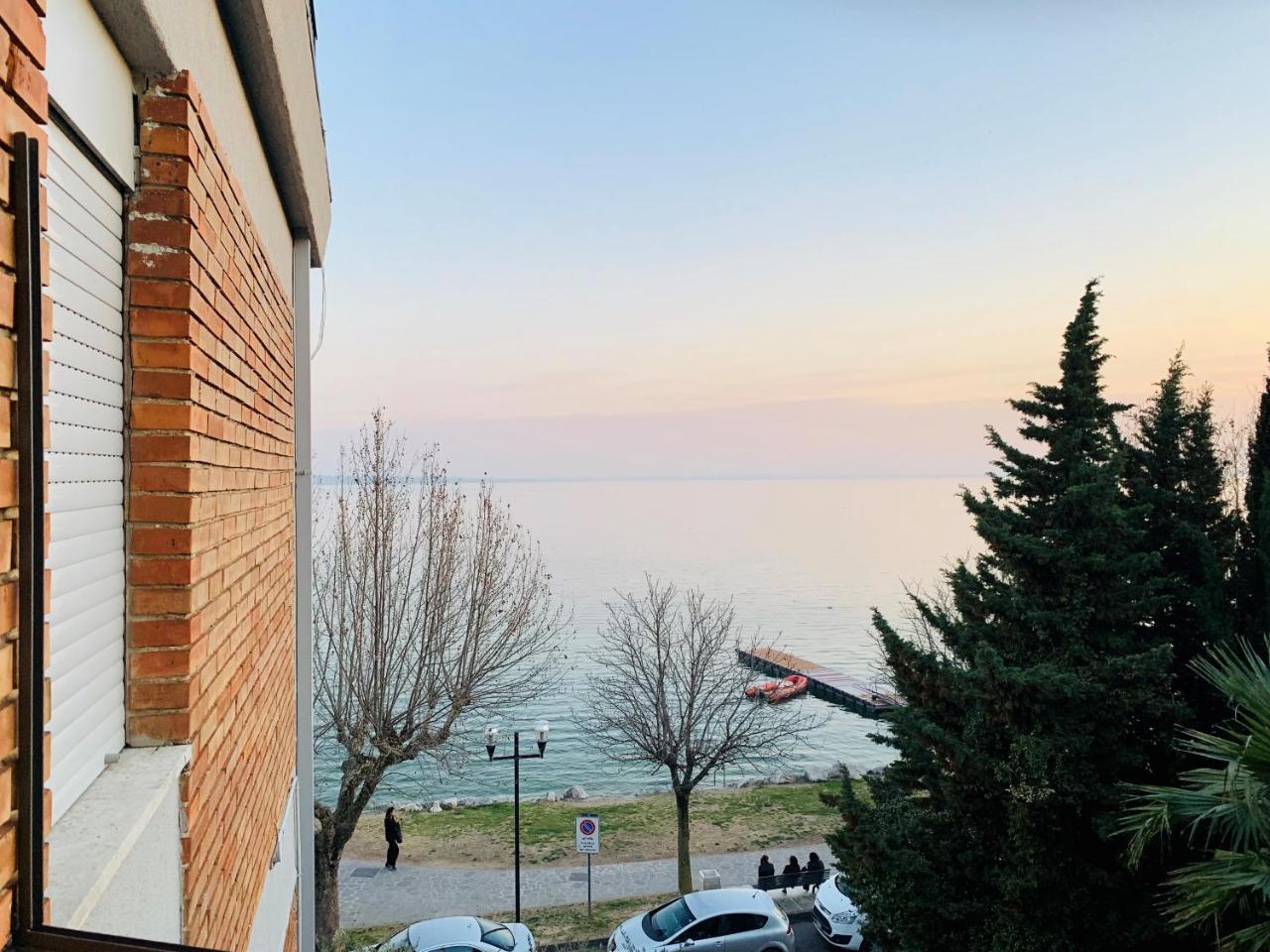 Front Lake Apartment 바르돌리노 외부 사진
